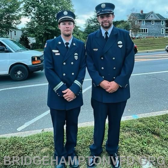 Congratulations to newly minted Firefighter Nick Arkinson, pictured at right with Packard Company Captain James Froehlich. Nick is a second generation firefighter with our department, following in the footsteps of his father, Paul Arkinson. Please join us in wishing him a safe and long volunteer firefighting career. 