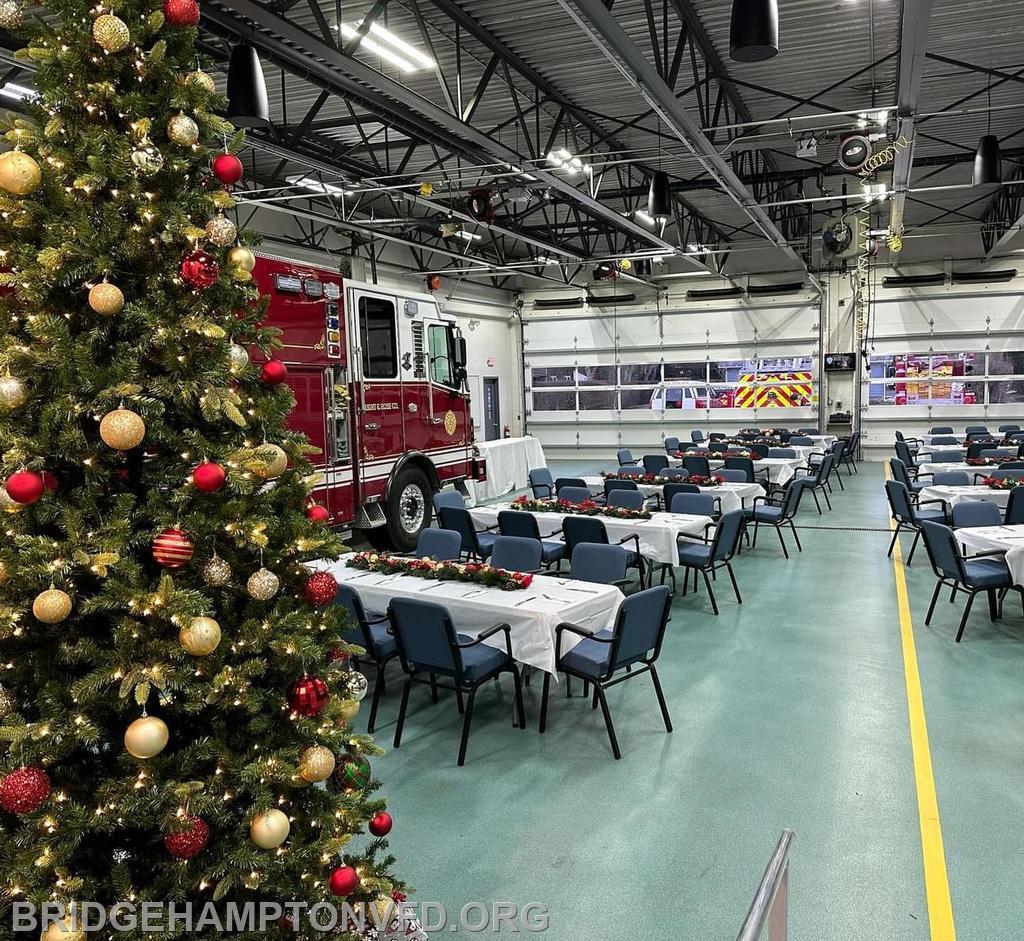 Current and past chiefs gathered for some holiday cheer and to eat some delicious food prepared by Firefighter/Chef Brian Murphy. 
